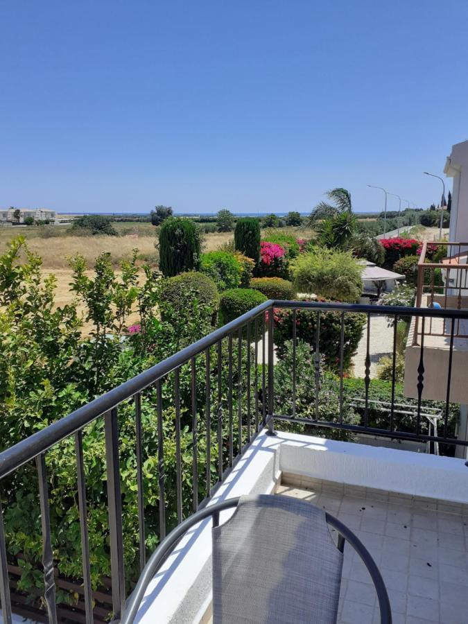 Beautiful 2-Bed House In Mandria Paphos Villa Kültér fotó