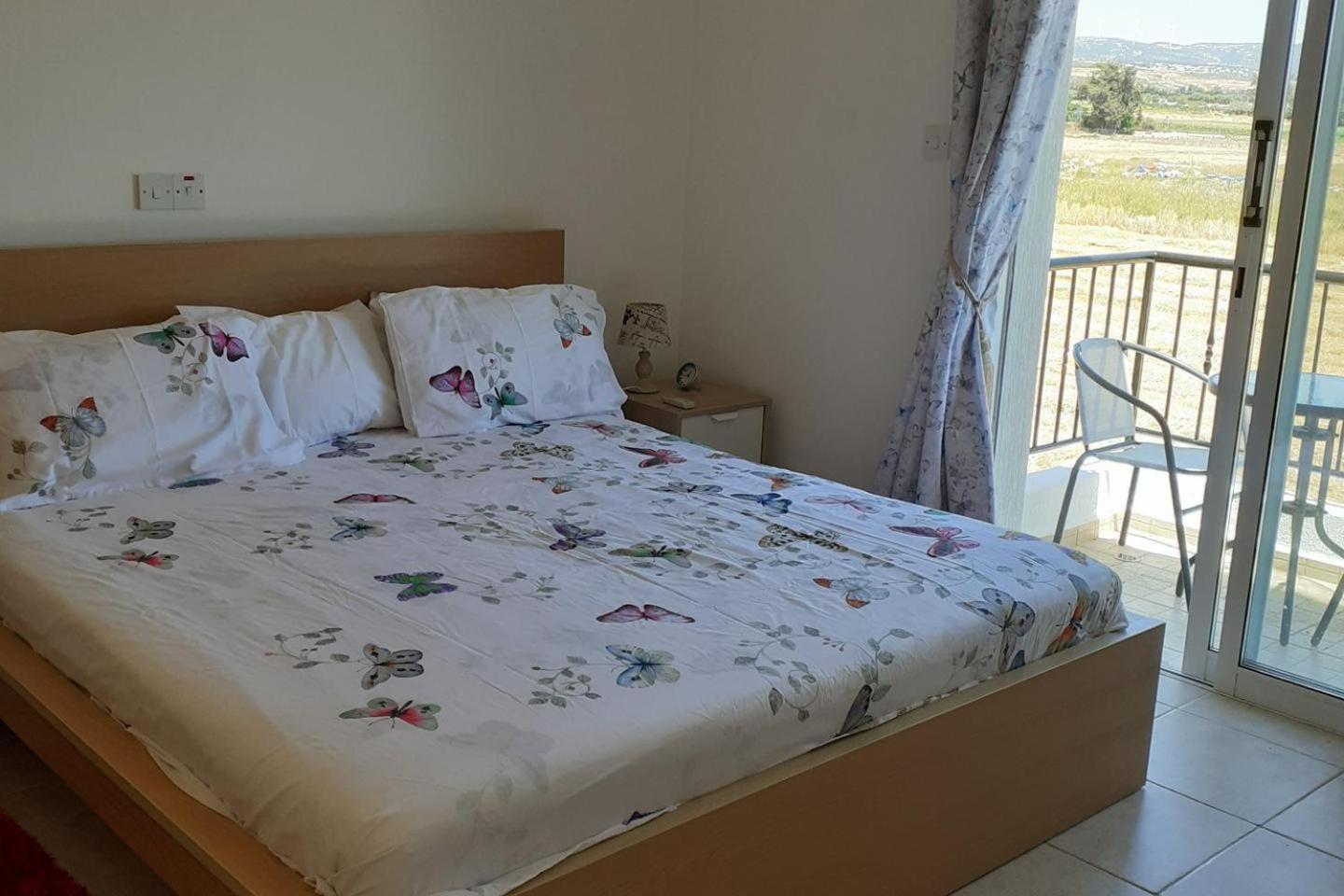 Beautiful 2-Bed House In Mandria Paphos Villa Kültér fotó